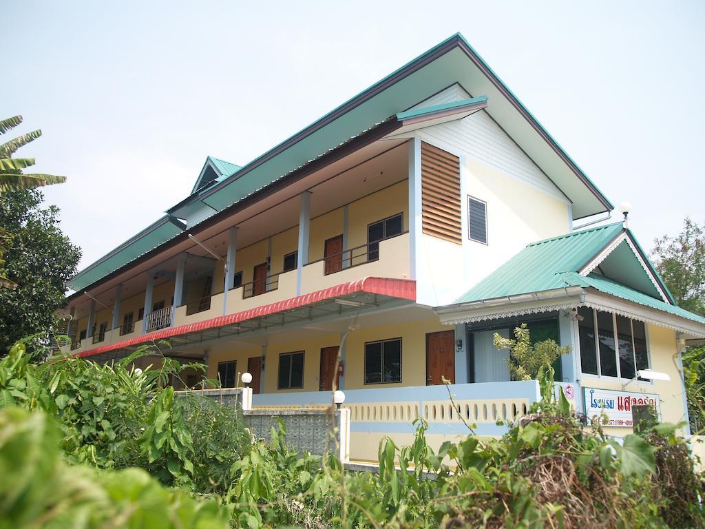 Sangaroon Hotel Pua Exteriér fotografie